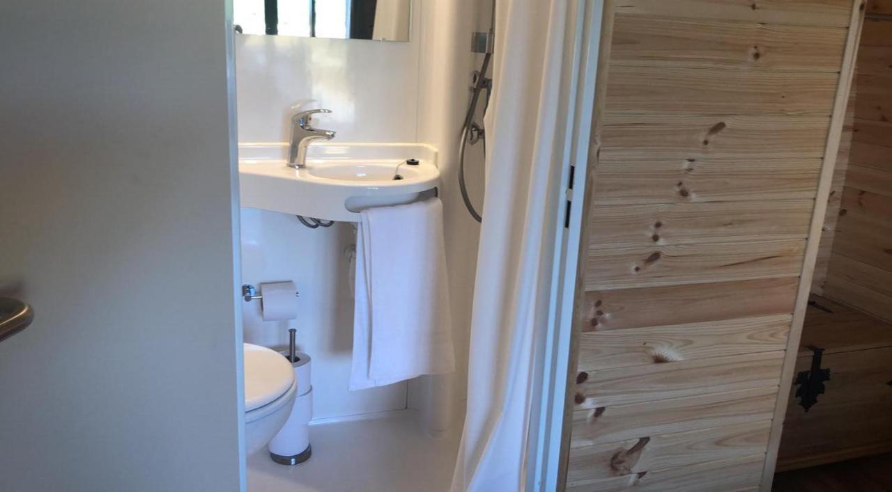 Hotel Superior Glamping Pod With Hot Tub Frodsham Exterior foto